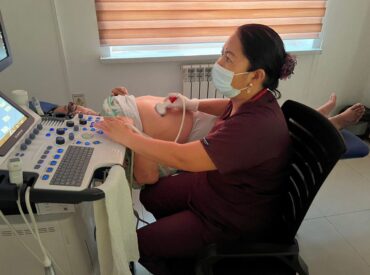 photo_5272024424461227417_y